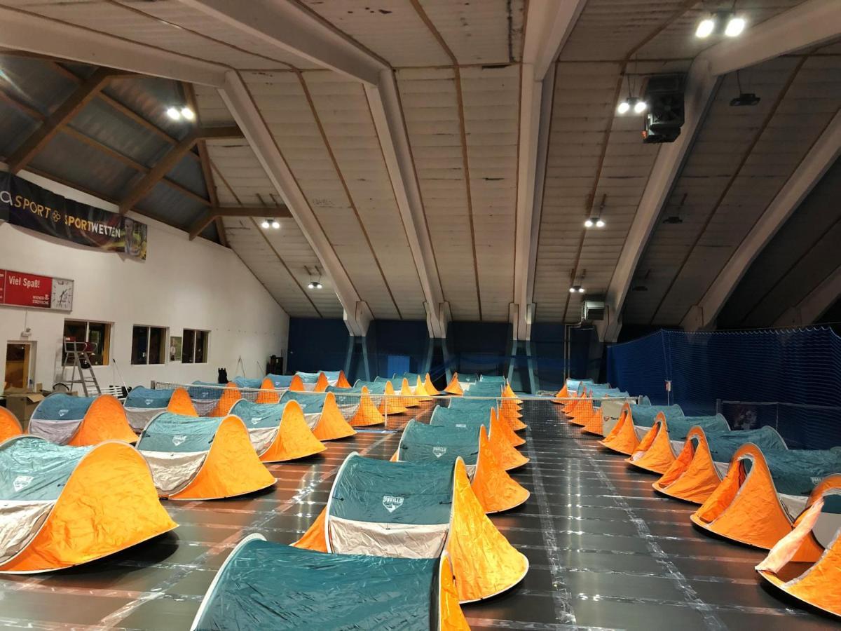 尤登堡 Indoor Camping Formel1 Motogp Spielberg酒店 外观 照片